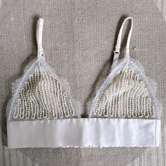 Victoria's Secret Pearl Embellished Cream Bralette - Picture 1 of 6